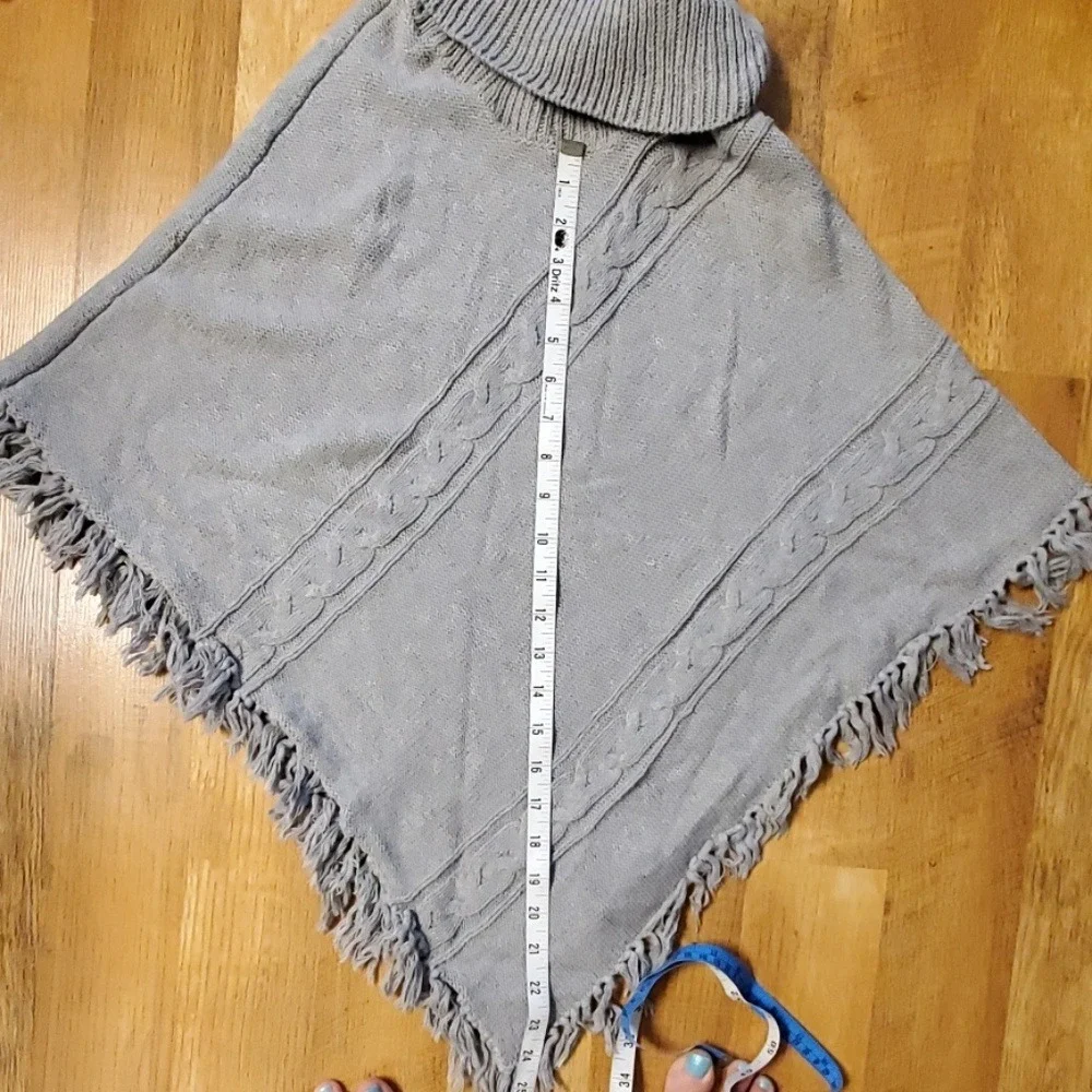 Cherokee Girls Grey‎ Knit Turtleneck Sweater Cape Size 4-5